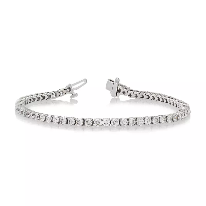 14K White Gold Four-Prong Diamond Tennis Bracelet (4 1/2 ct. tw.)